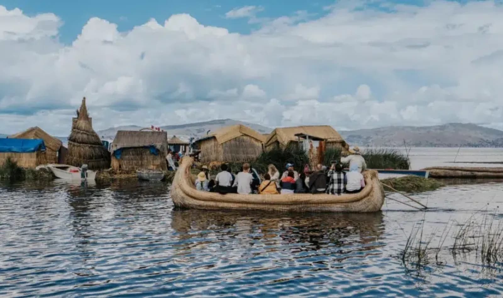 conoce el lago titicaca