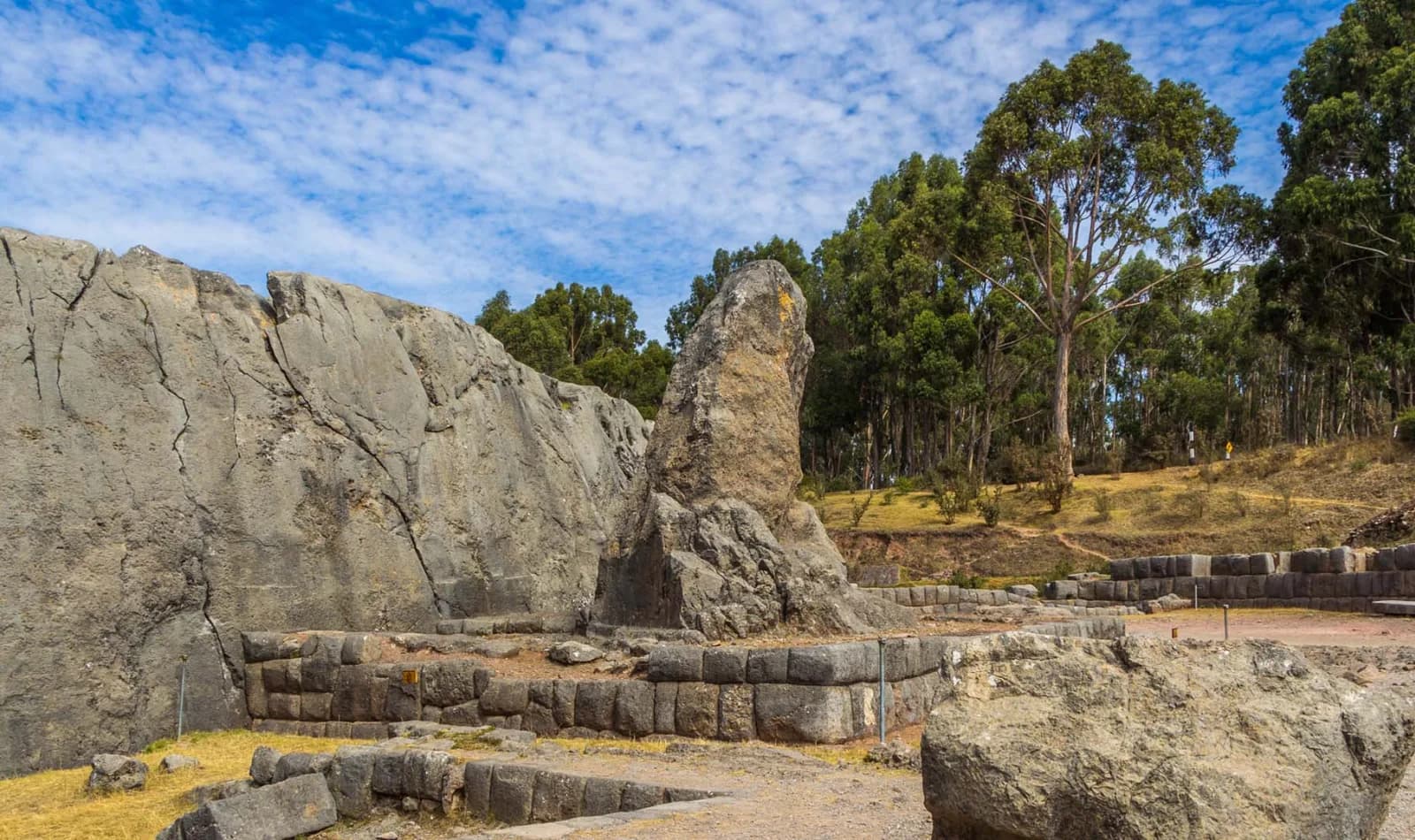 Qenqo Cusco, templo inca Qenqo, ruinas de Qenqo